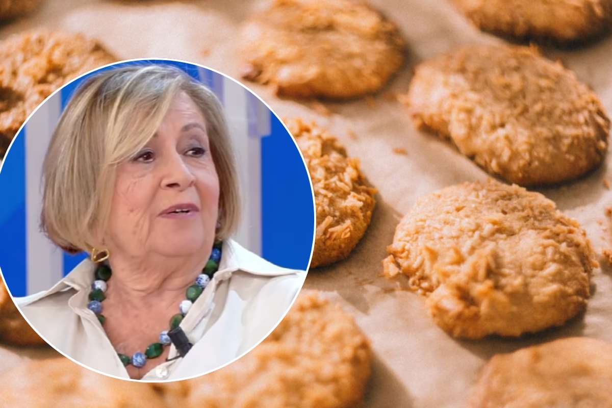 Anna Moroni e biscotti nello sfondo