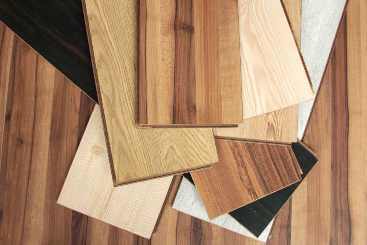pezzi di parquet diversi