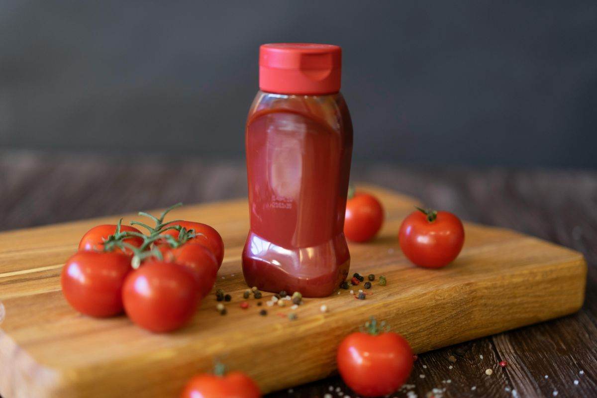 Ti spiazzerà sapere per cosa veniva utilizzato un tempo il ketchup